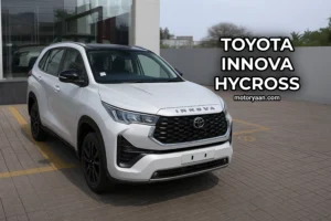 Toyota Innova Hycross front and side profile image