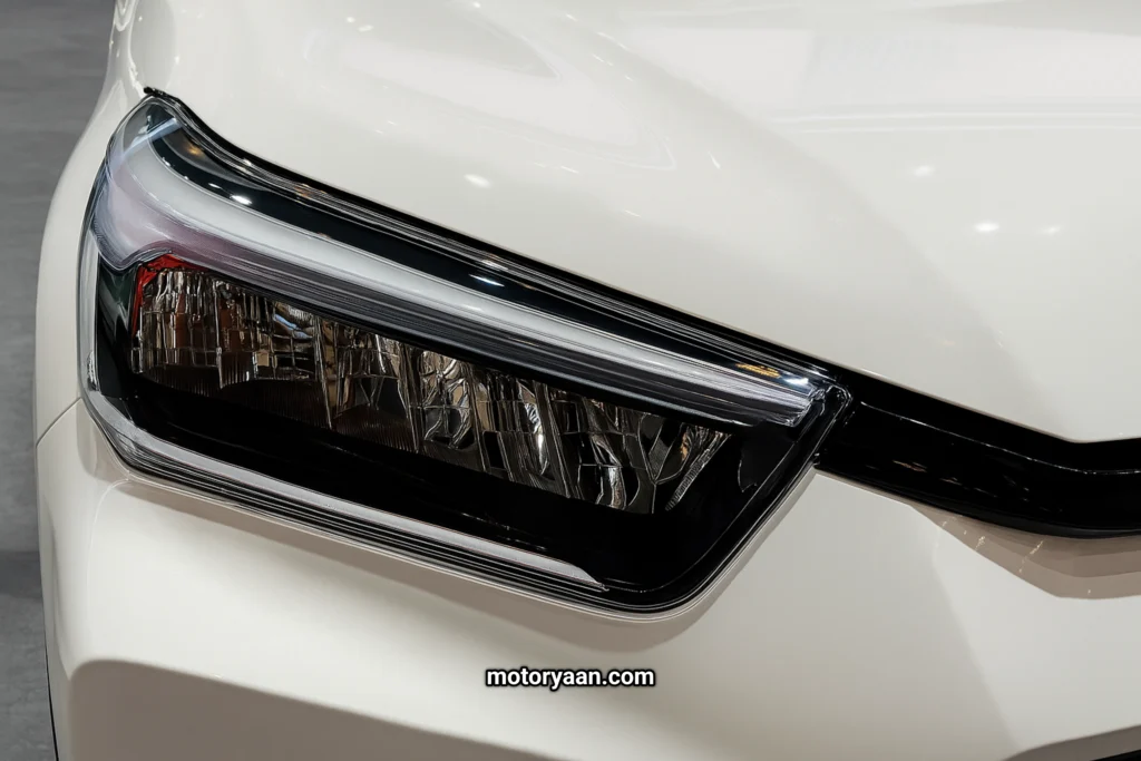 Toyota Raize LED headlamps with integrated DRLs