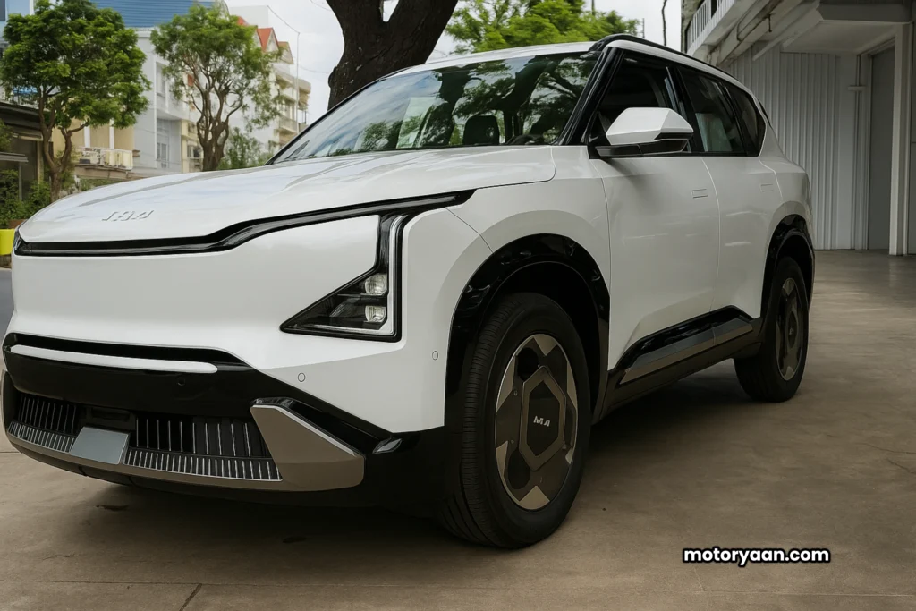 Kia EV5 Review – modern SUV front and side design