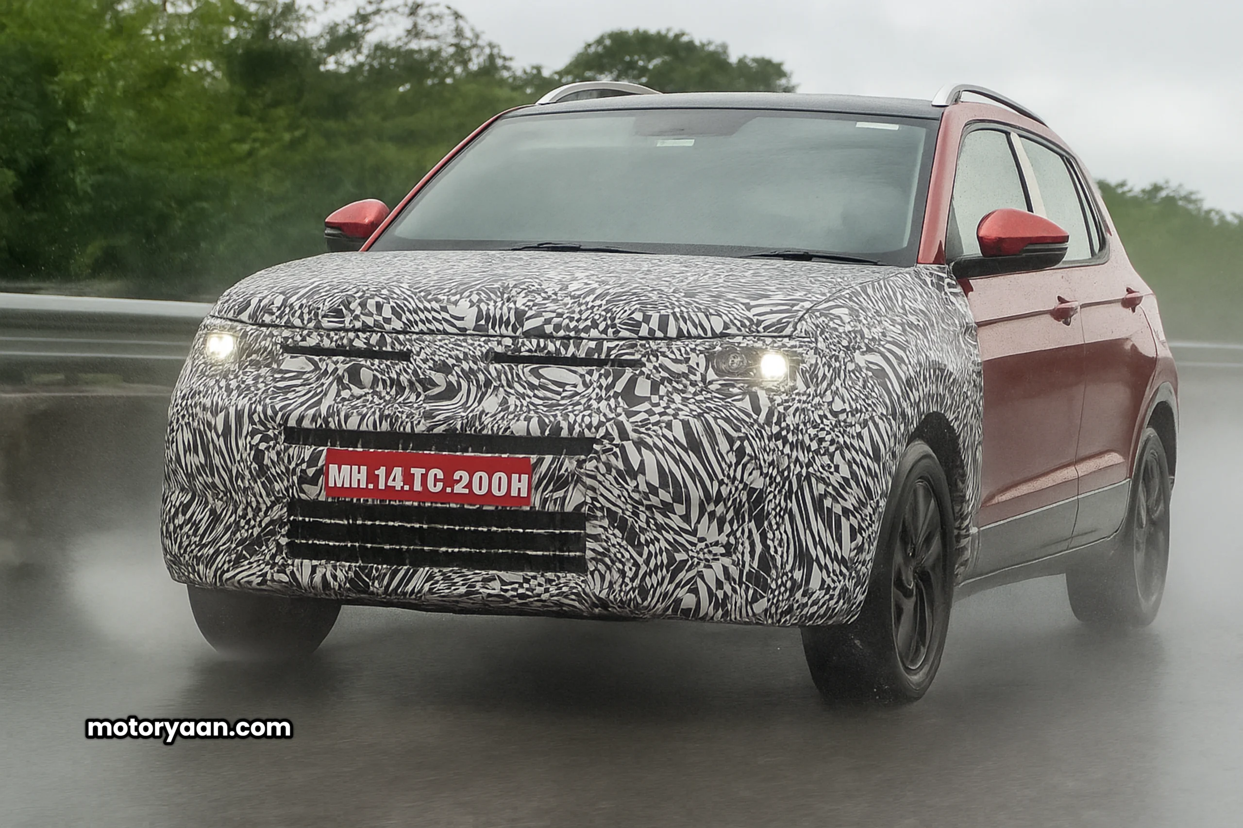 Volkswagen Taigun Facelift 2026 Front and Side Profile Spied Testing