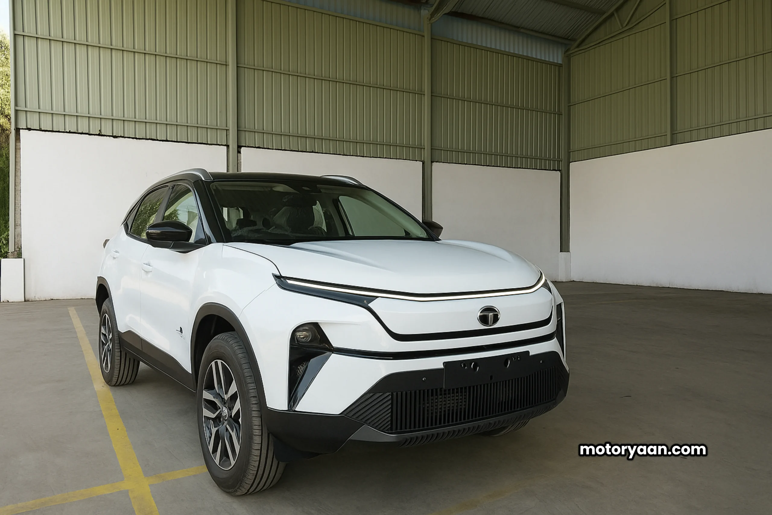 Tata Harrier EV Adventure vs Adventure S