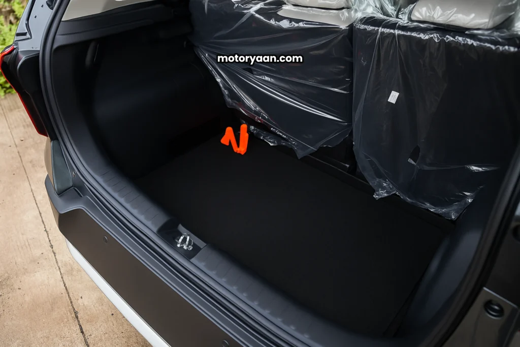 GST Benefits on 2025 Kia Sonet HTK Plus – Spacious boot space with 392L capacity