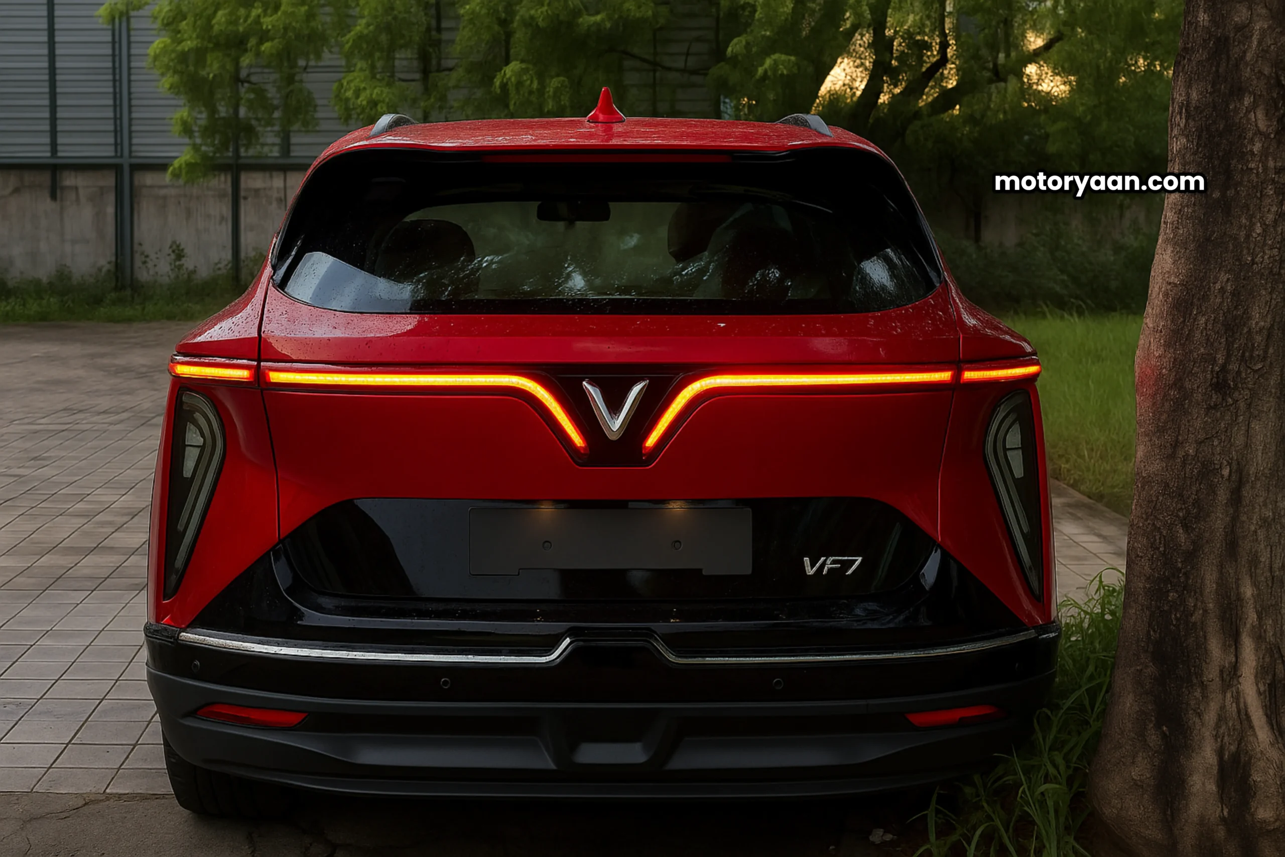 Vinfast VF 7 India Launch rear profile with LED tail lamps and sporty design
