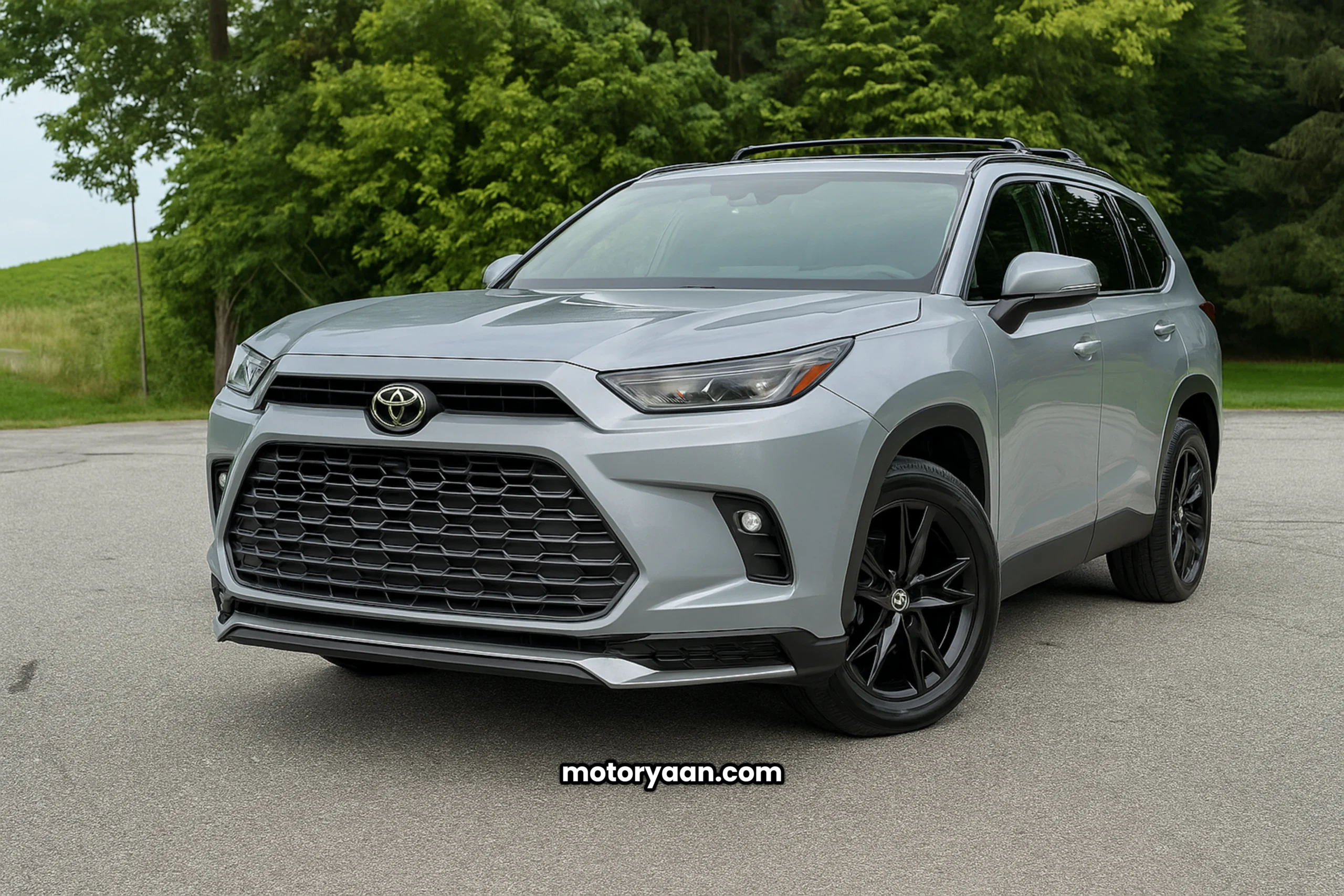 2025 Toyota Grand Highlander Hybrid Max Platinum front and side profile view.