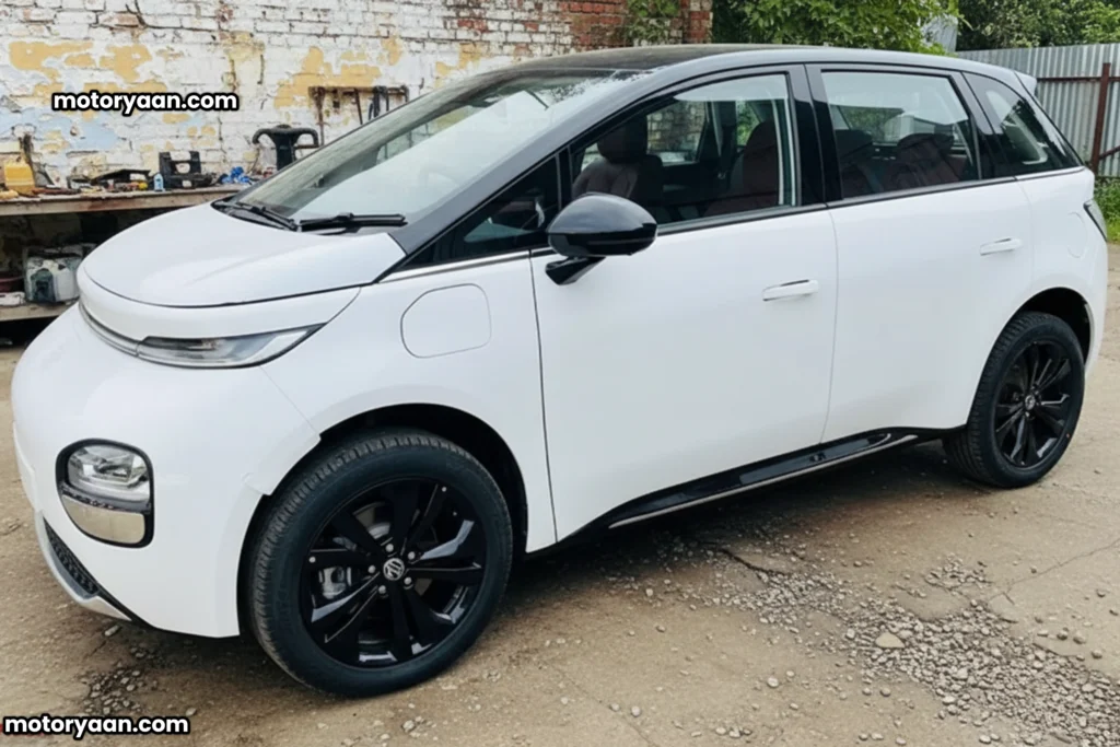 MG Windsor EV Inspire Edition front and side profile spotted at dealership stock yard