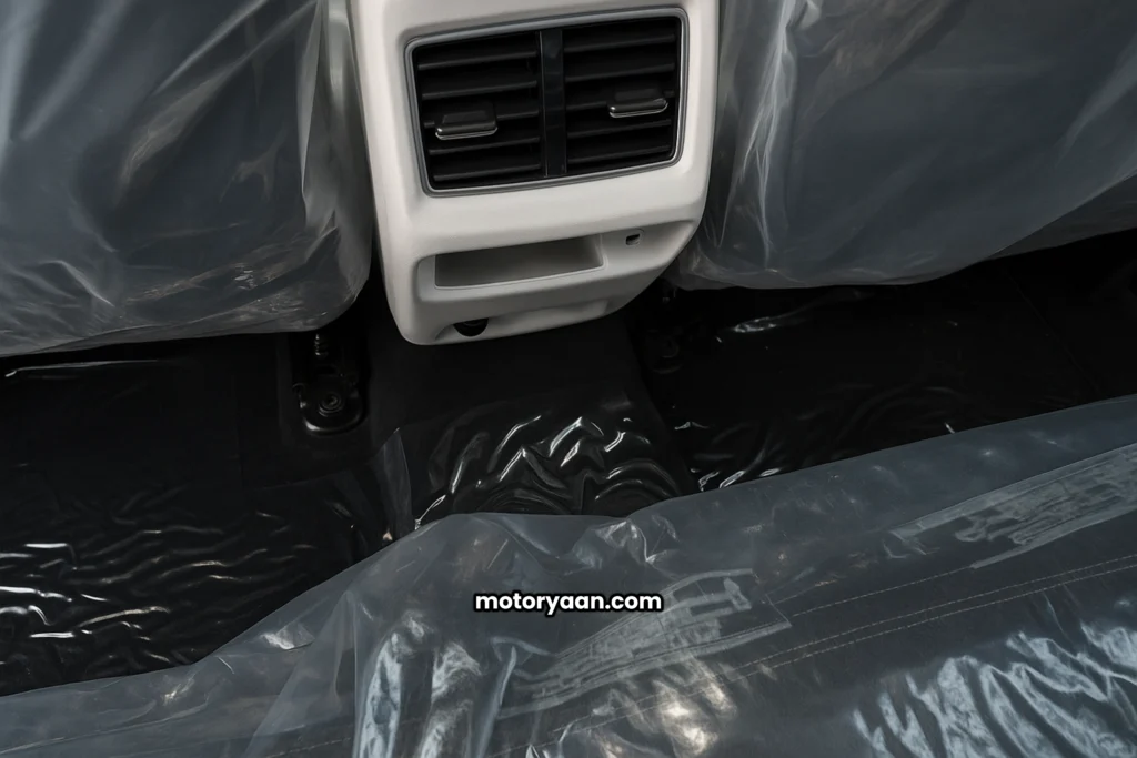 2025 Mahindra XUV 3XO AX5 Price Drop rear AC vents comfort features