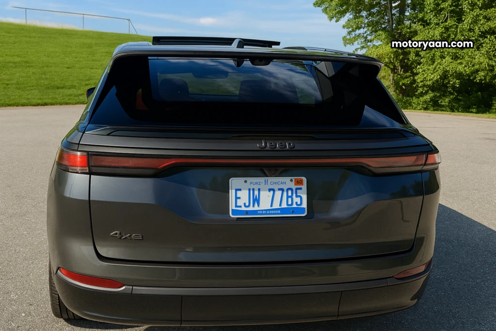2025 Jeep Wagoneer S rear profile with LED tail lights