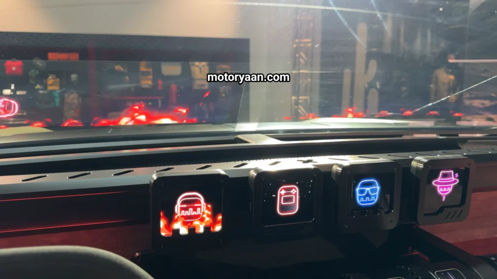 Hyundai Crater windshield projection display with 4 modes