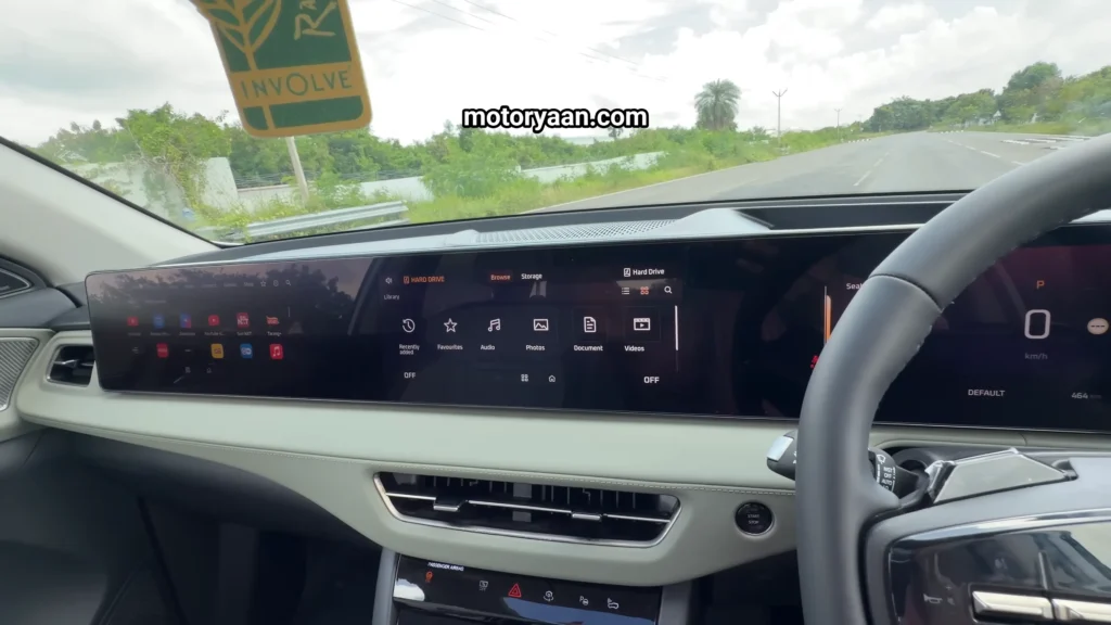 Mahindra XEV 9S dual screen infotainment setup