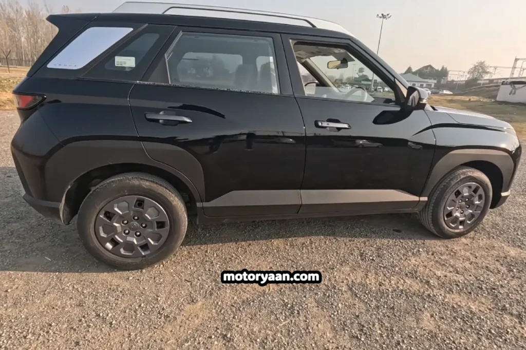 side profile of 2026 Hyundai Venue HX6T Variant