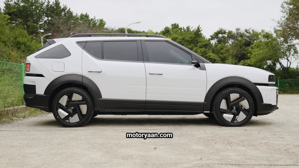 2025 Hyundai Nexo Review full side profile of the hydrogen SUV