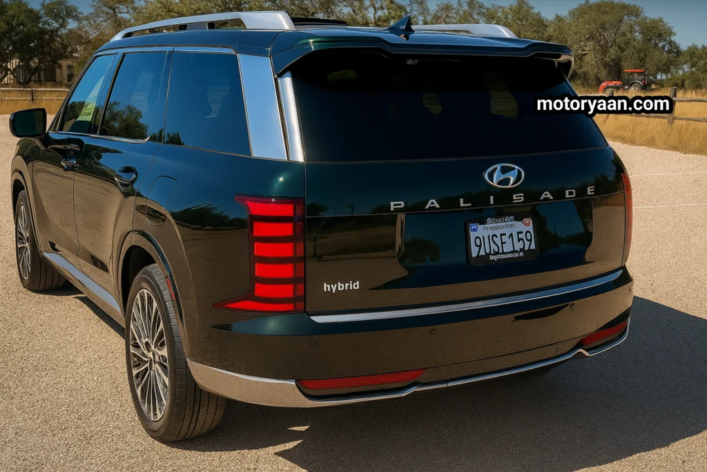 2026 Hyundai Palisade Hybrid rear and side profile with vertical LED taillights