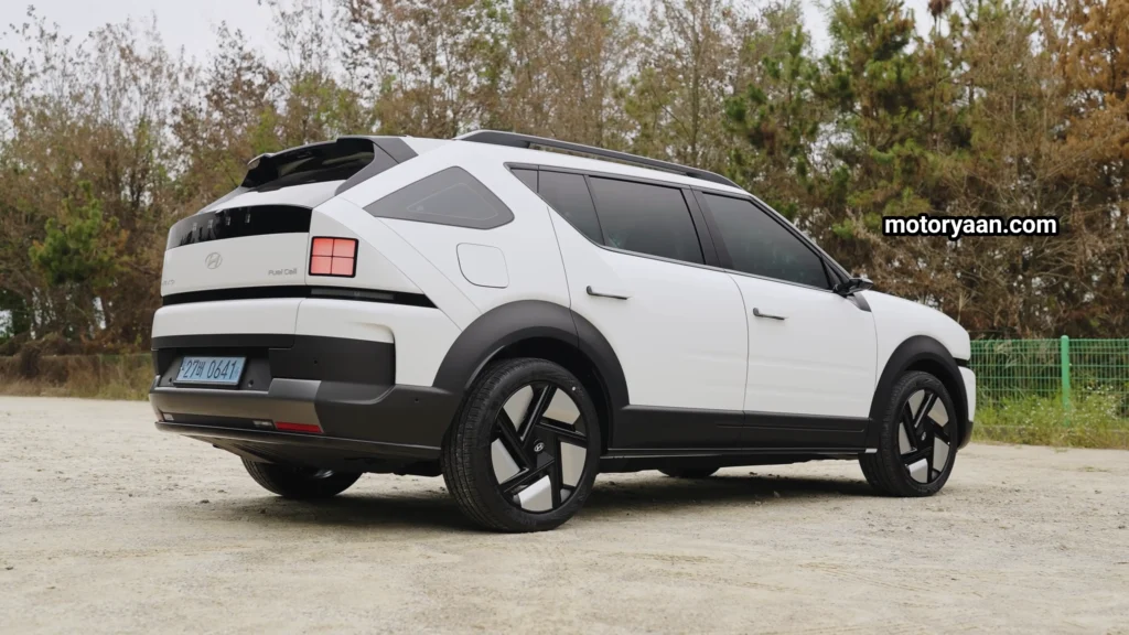 2025 Hyundai Nexo Review rear and side profile with Hanok-inspired tail lamps