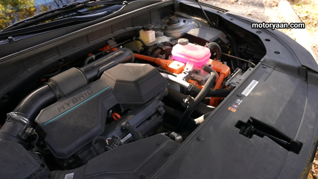 Engine bay of the SUV displayed in the Kia Sorento Hybrid Complete Technical Review.