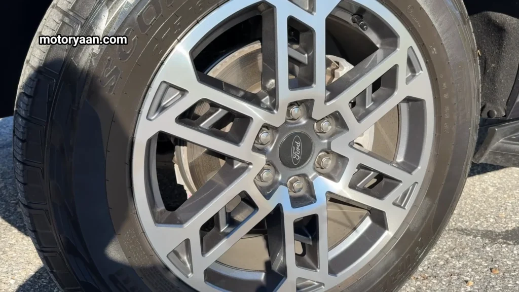 Alloy wheel design featured in the 2025 Ford Expedition Max Review