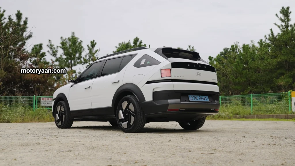 2025 Hyundai Nexo Review side and rear angle with distinctive tail light design