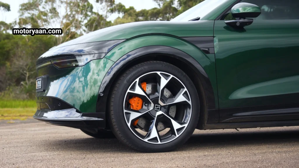 Zeekr 7X Performance AWD Review alloy wheel close-up sporty rims