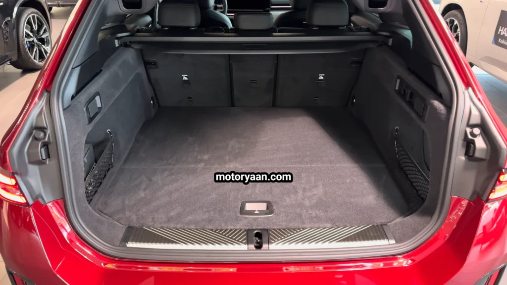 2026 BMW 5 Series 540d xDrive Touring boot space luggage area