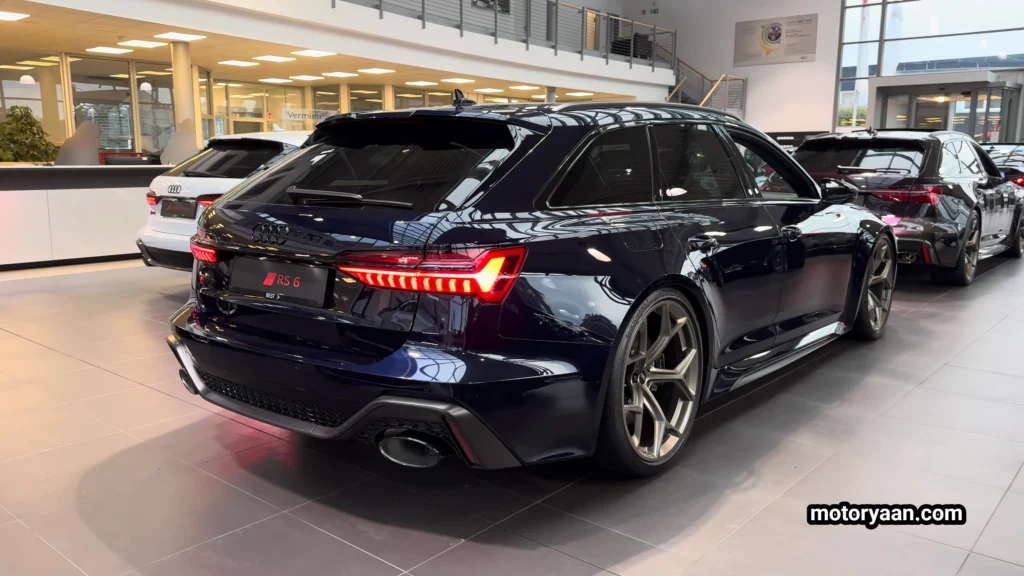 2026 Audi RS6 Avant Performance rear and side profile with LED tail lamps