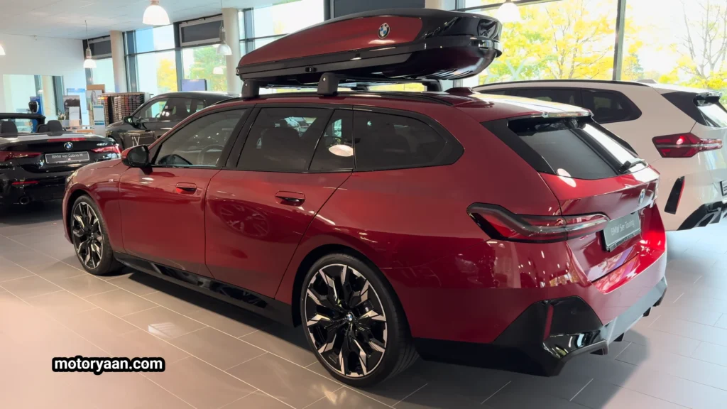 2026 BMW 5 Series 540d xDrive Touring complete side profile