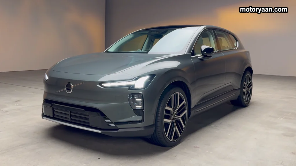 2027 Volvo EX60 front and side profile showing midsize electric SUV proportions and aerodynamic design