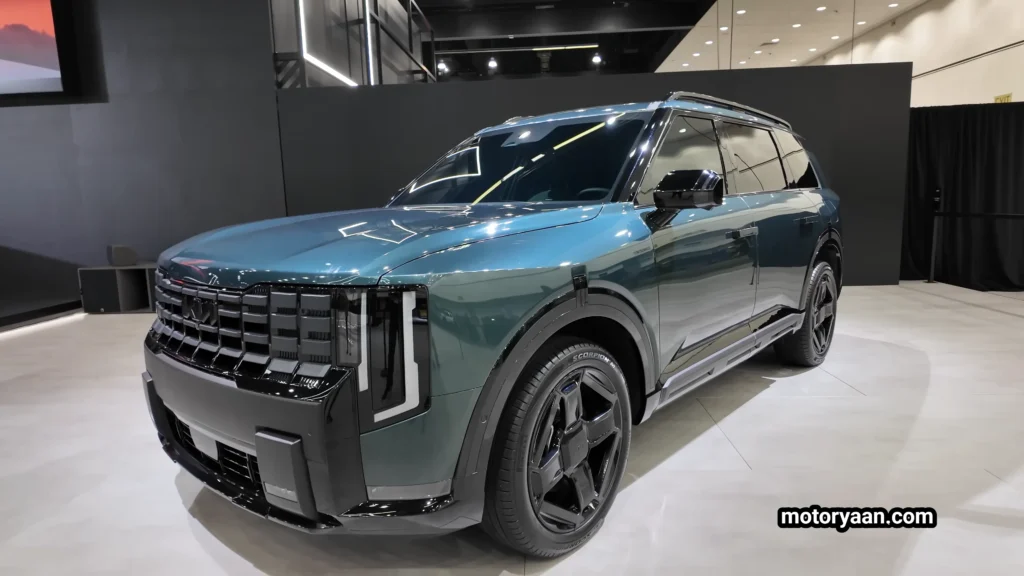 2027 Kia Telluride SX-Prestige Hybrid front and side exterior view