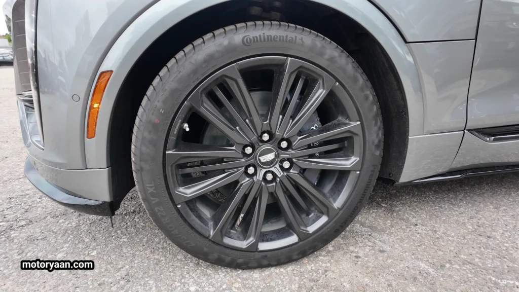 2026 Cadillac Lyriq V 22-inch alloy wheels with Brembo brakes