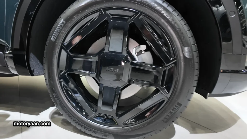 2027 Kia Telluride SX-Prestige Hybrid alloy wheel design