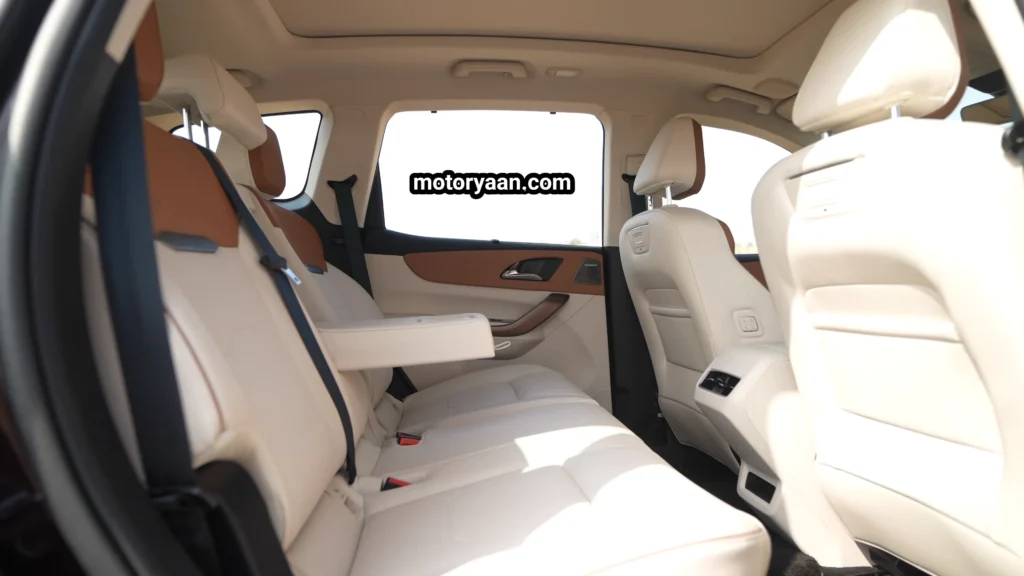 Mahindra XUV 7XO facelift second row seats offering spacious cabin and comfort