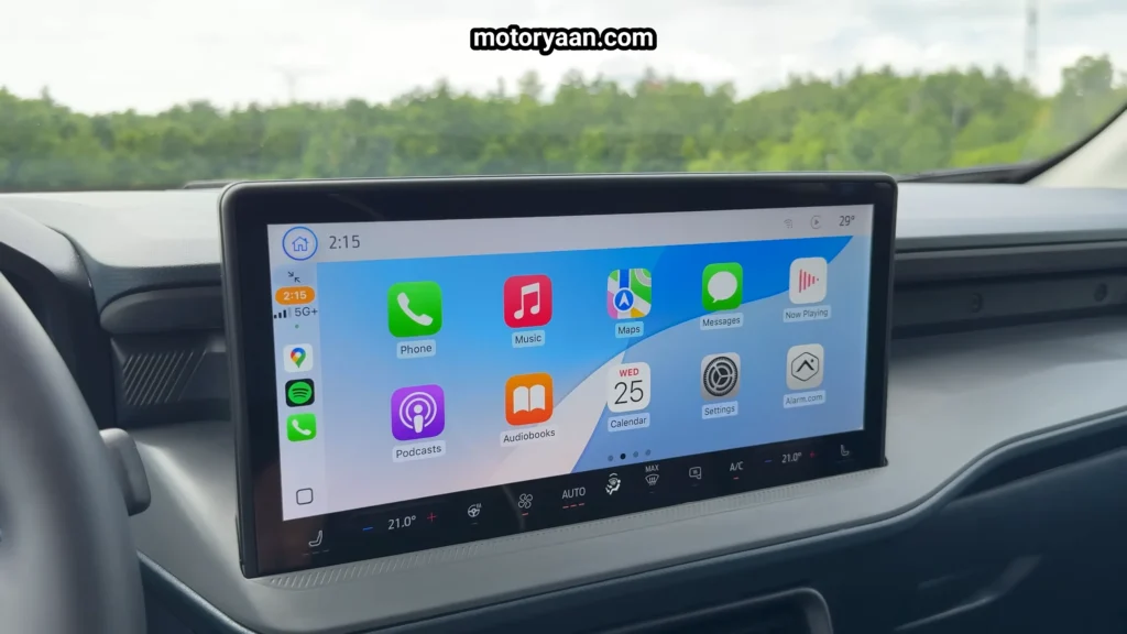 2026 Ford Maverick Lobo infotainment touchscreen display