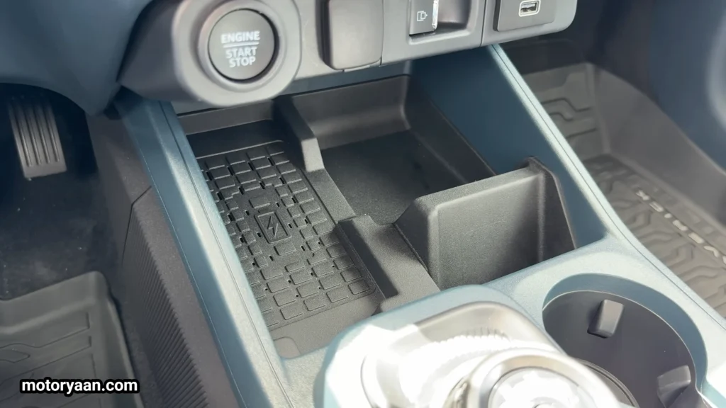 2026 Ford Maverick Lobo center console with wireless charging and storage