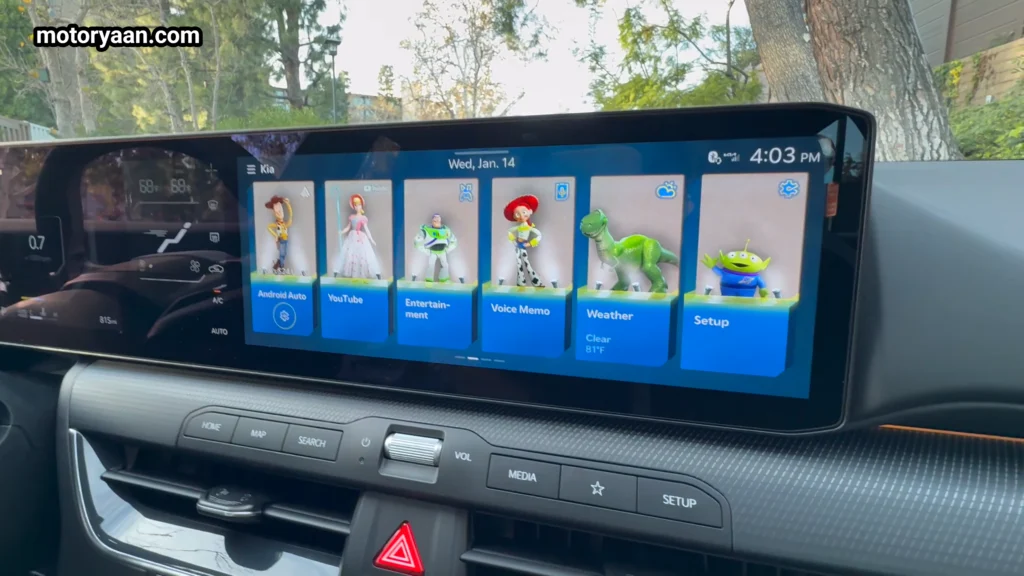2026 Kia K4 GT Line Turbo infotainment system display close up