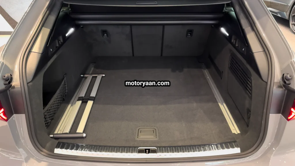 2025 Audi RS6 Avant GT boot space cargo area