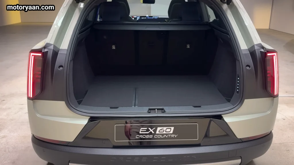 2027 Volvo EX60 Cross Country boot space with rear seats up