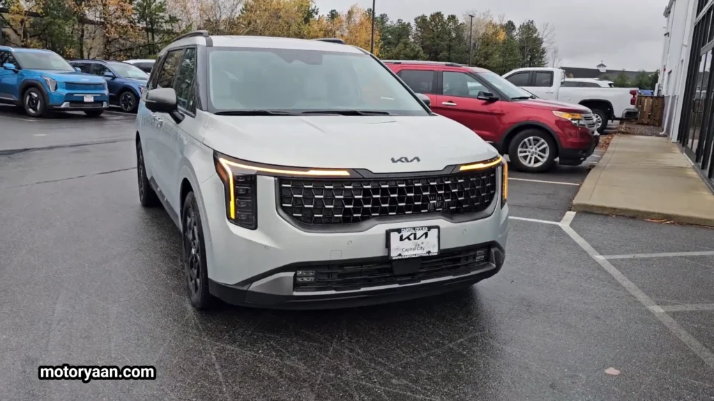 2026 Kia Carnival SX Prestige front fascia with LED DRLs and premium styling