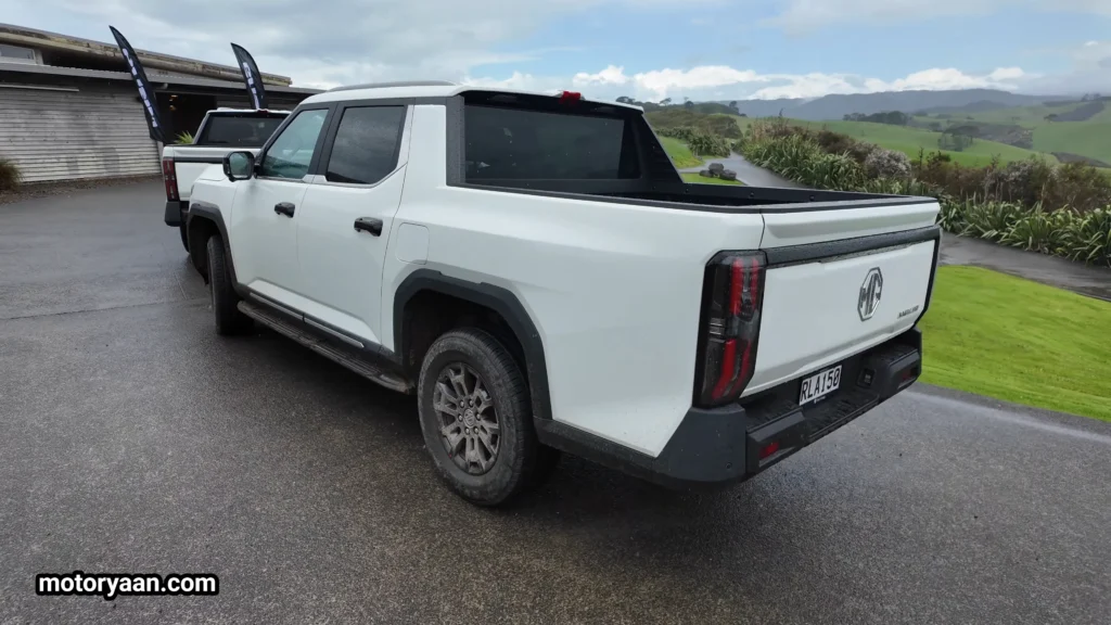 2026 MG U9 Review full side profile highlighting dual-cab ute proportions