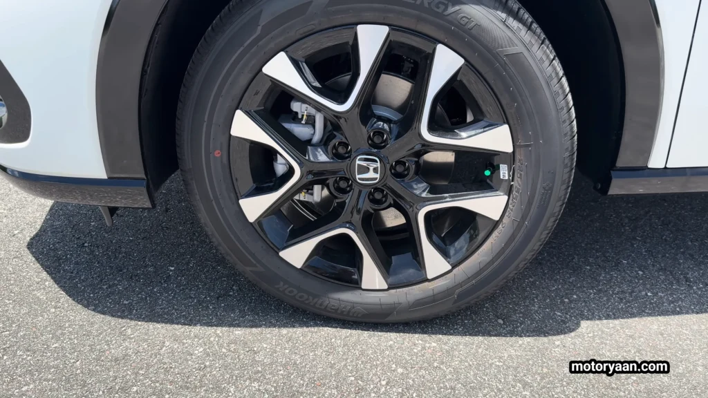 2026 Honda HR-V alloy wheels with 18-inch dual-tone design
