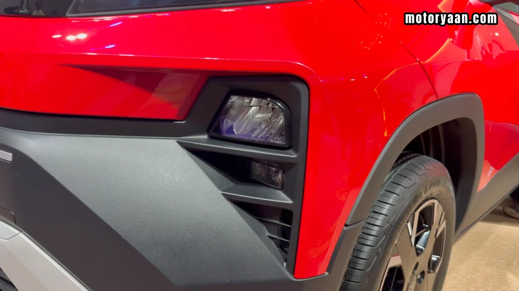 2026 Tata Punch Facelift LED headlamp and fog light close-up