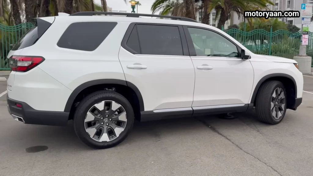 2026 Honda Pilot full side profile showing SUV length and roof rails