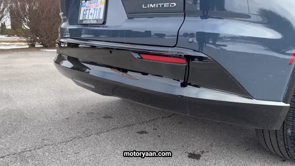 2026 Toyota Crown Signia rear bumper with gloss black finish instead of plastic cladding