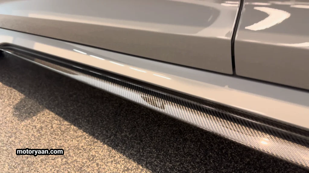 2025 Audi RS6 Avant GT full side profile with long roofline