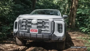 2026 MG Majestor Spotted showing bold front profile with blacked out grille, vertical headlamps, and rugged SUV stance during off road testing