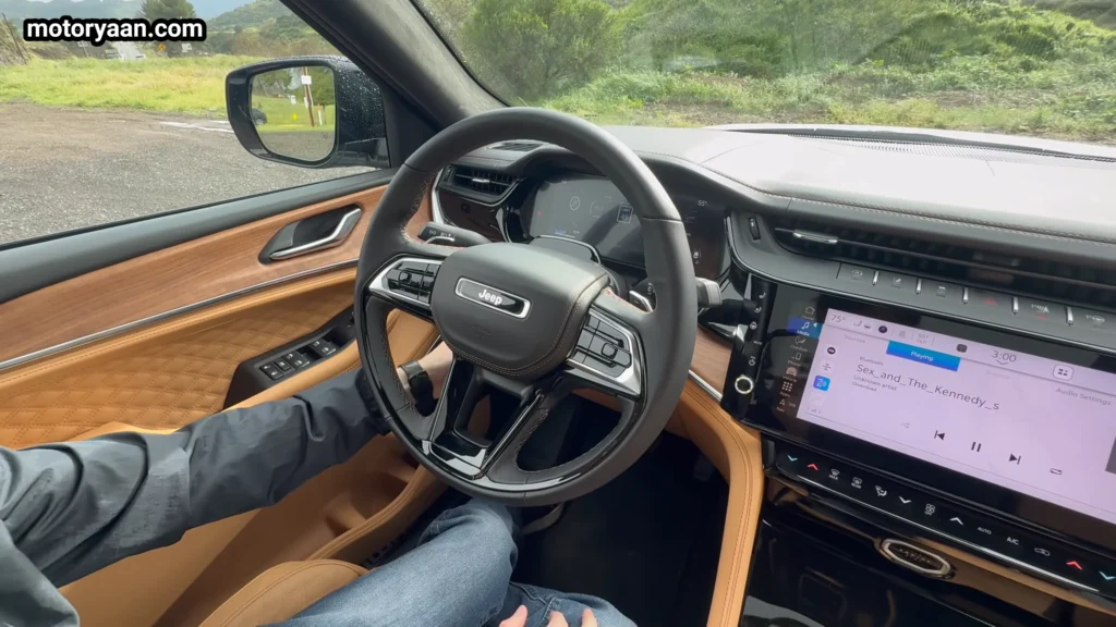 2026 Jeep Grand Cherokee L multifunction steering wheel with controls