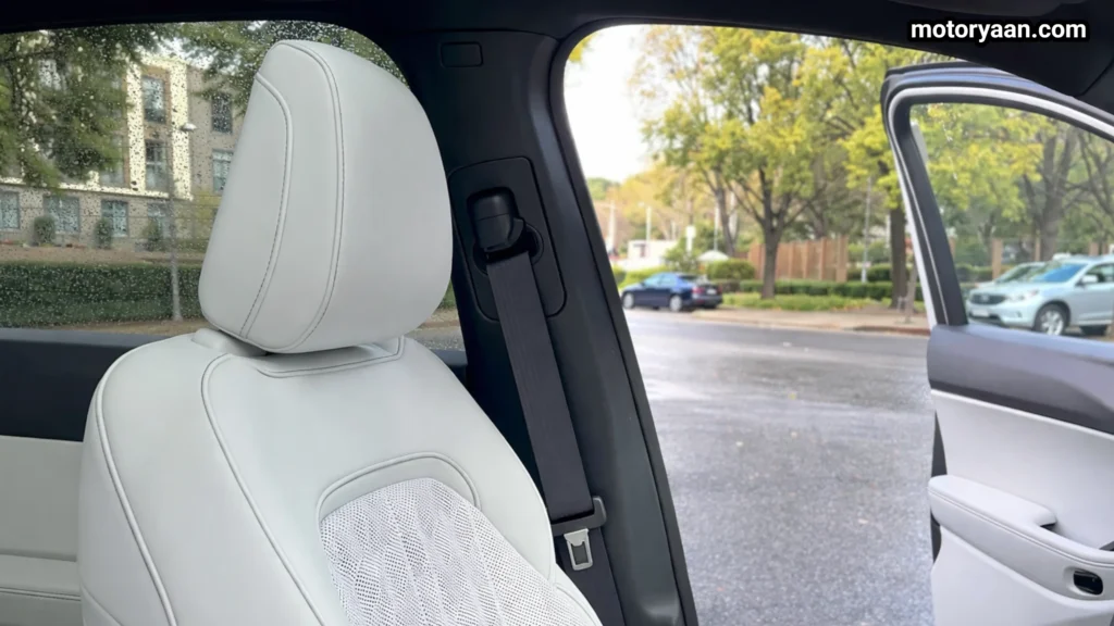 2026 Jeep Cherokee Hybrid driver seat and cabin layout