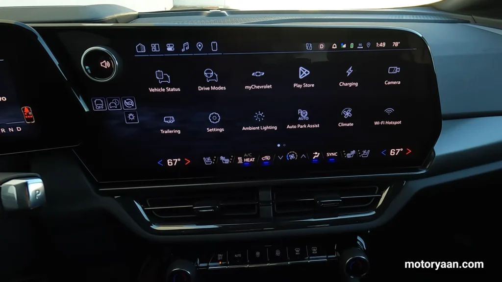 2026 Chevrolet Equinox EV RS 17.7 inch infotainment touchscreen