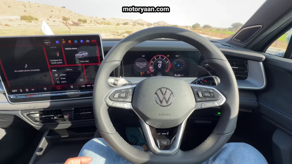 Volkswagen Tayron steering wheel controls and digital cluster