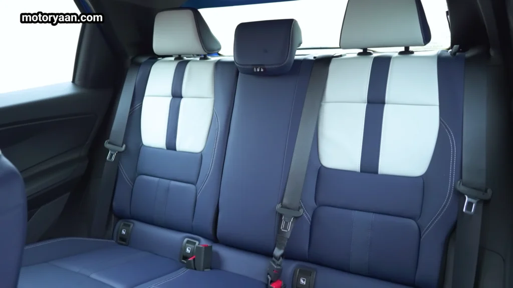 Alpine A290 rear seat area