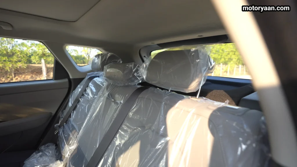 Kia Seltos second row seating space