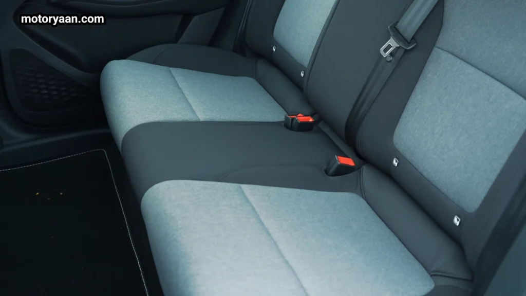 MG4 Urban second row seating area