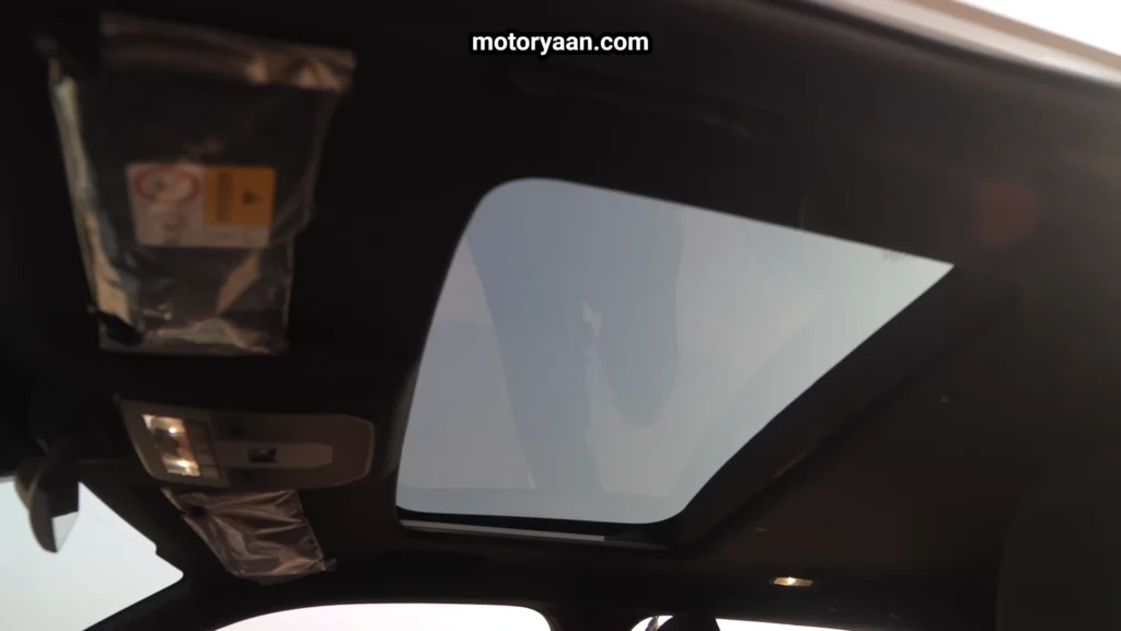 Toyota Urban Cruiser EVella sunroof view